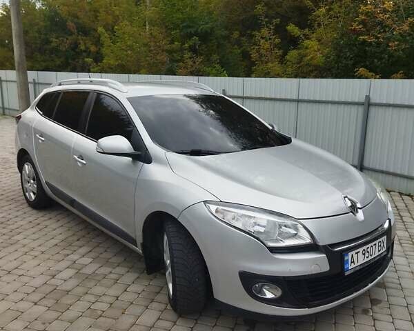 Серый Рено Меган, объемом двигателя 1.5 л и пробегом 280 тыс. км за 7200 $, фото 15 на Automoto.ua