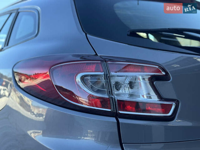 Серый Рено Меган, объемом двигателя 1.5 л и пробегом 190 тыс. км за 8700 $, фото 25 на Automoto.ua