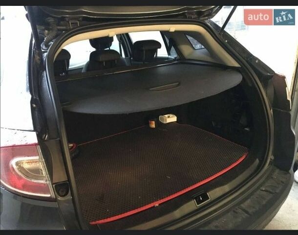 Серый Рено Меган, объемом двигателя 1.5 л и пробегом 227 тыс. км за 7300 $, фото 2 на Automoto.ua