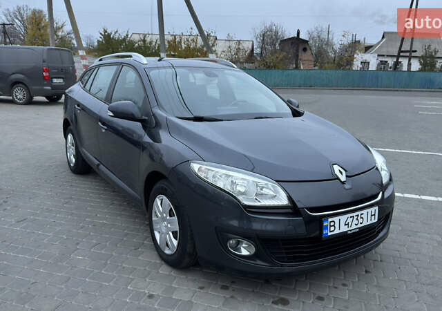 Серый Рено Меган, объемом двигателя 1.46 л и пробегом 183 тыс. км за 8100 $, фото 14 на Automoto.ua