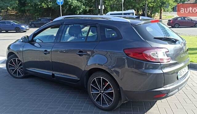 Сірий Рено Меган, об'ємом двигуна 1.46 л та пробігом 325 тис. км за 8700 $, фото 82 на Automoto.ua