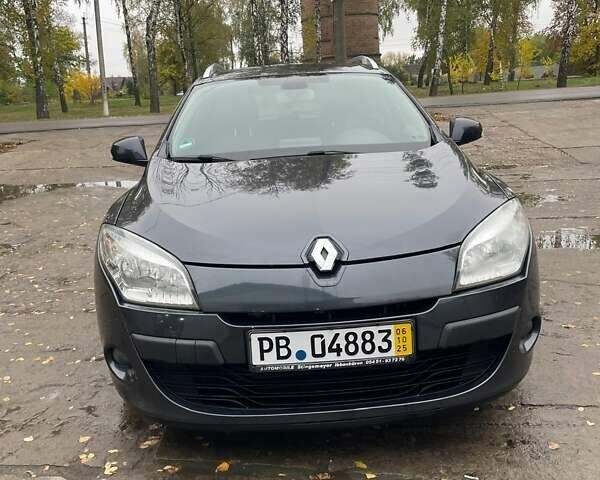 Серый Рено Меган, объемом двигателя 1.9 л и пробегом 200 тыс. км за 7650 $, фото 9 на Automoto.ua
