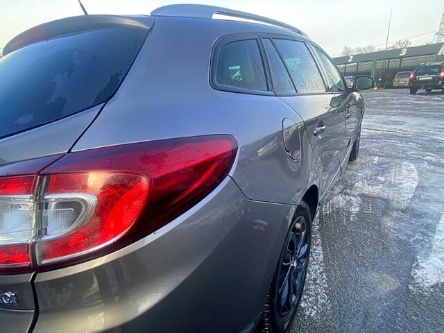 Серый Рено Меган, объемом двигателя 1.5 л и пробегом 215 тыс. км за 7200 $, фото 2 на Automoto.ua