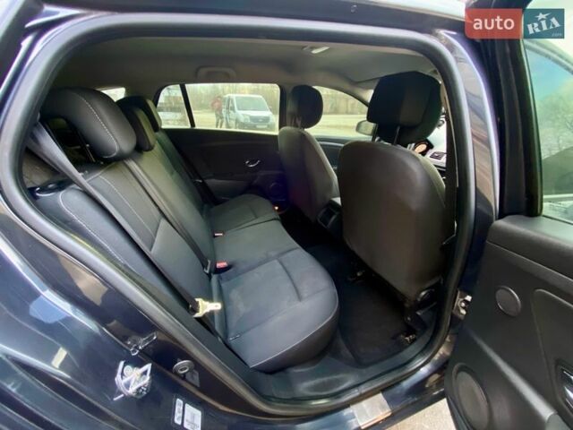Сірий Рено Меган, об'ємом двигуна 1.46 л та пробігом 260 тис. км за 5800 $, фото 9 на Automoto.ua