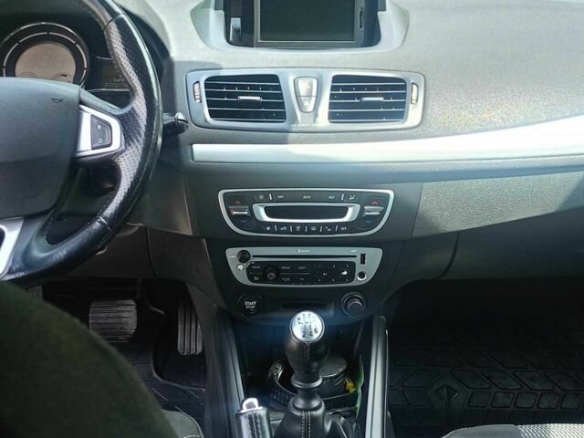 Сірий Рено Меган, об'ємом двигуна 1.5 л та пробігом 240 тис. км за 6500 $, фото 8 на Automoto.ua