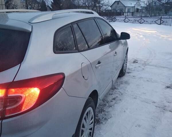 Серый Рено Меган, объемом двигателя 1.5 л и пробегом 290 тыс. км за 8400 $, фото 10 на Automoto.ua