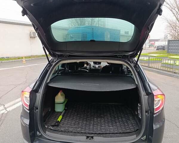 Серый Рено Меган, объемом двигателя 1.46 л и пробегом 237 тыс. км за 8200 $, фото 11 на Automoto.ua