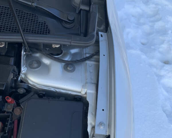 Сірий Рено Меган, об'ємом двигуна 1.5 л та пробігом 275 тис. км за 6350 $, фото 23 на Automoto.ua