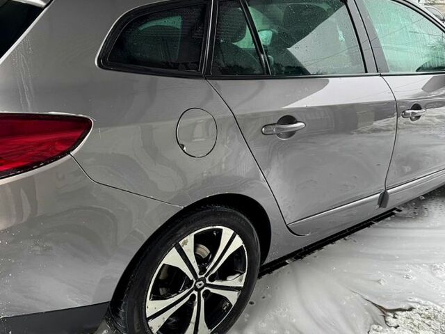 Сірий Рено Меган, об'ємом двигуна 1.5 л та пробігом 350 тис. км за 7600 $, фото 8 на Automoto.ua