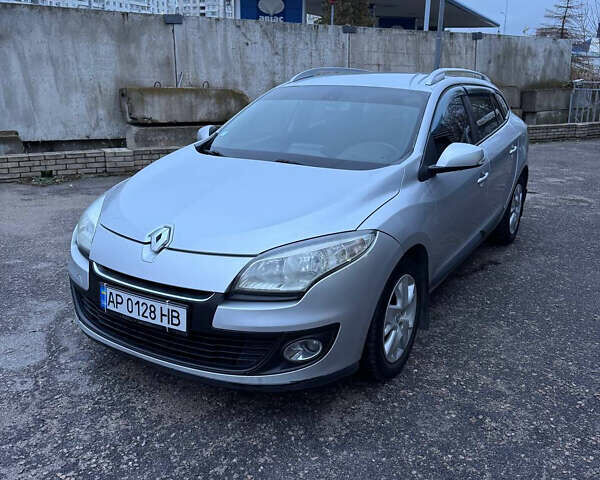 Сірий Рено Меган, об'ємом двигуна 1.46 л та пробігом 245 тис. км за 7999 $, фото 8 на Automoto.ua