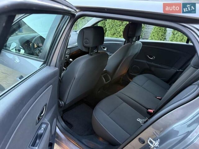 Серый Рено Меган, объемом двигателя 1.5 л и пробегом 270 тыс. км за 7950 $, фото 32 на Automoto.ua