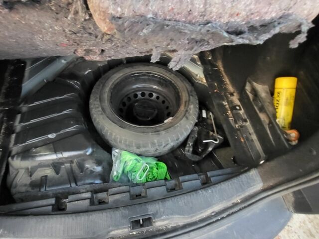 Сірий Рено Меган, об'ємом двигуна 1.5 л та пробігом 175 тис. км за 8000 $, фото 5 на Automoto.ua