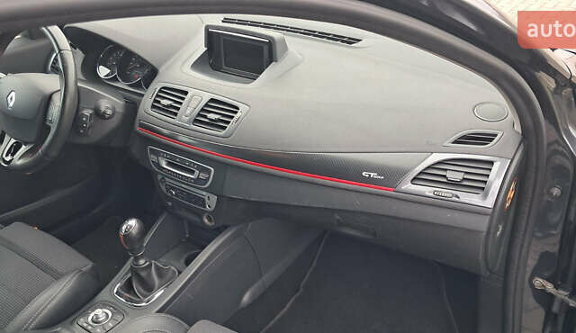 Серый Рено Меган, объемом двигателя 1.5 л и пробегом 225 тыс. км за 8899 $, фото 21 на Automoto.ua