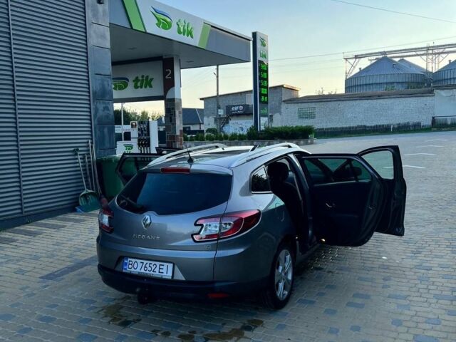 Серый Рено Меган, объемом двигателя 0 л и пробегом 217 тыс. км за 8500 $, фото 4 на Automoto.ua