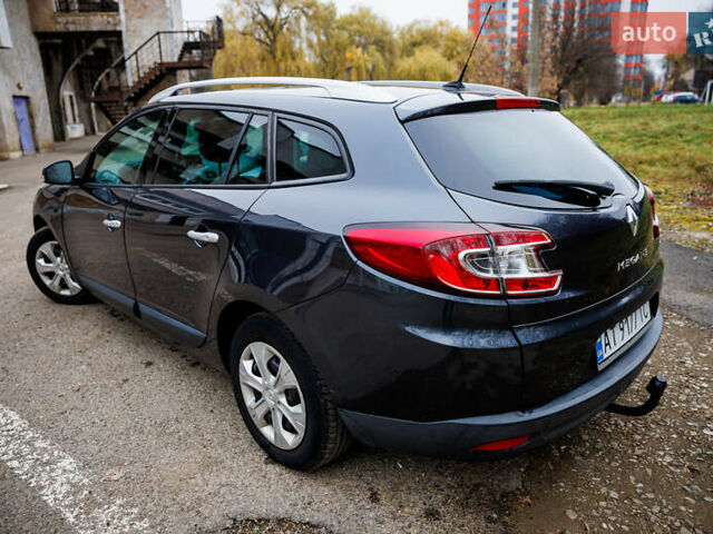 Серый Рено Меган, объемом двигателя 1.46 л и пробегом 189 тыс. км за 7700 $, фото 17 на Automoto.ua