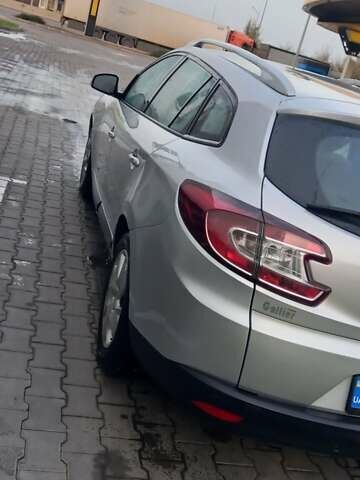 Серый Рено Меган, объемом двигателя 1.46 л и пробегом 276 тыс. км за 6000 $, фото 3 на Automoto.ua