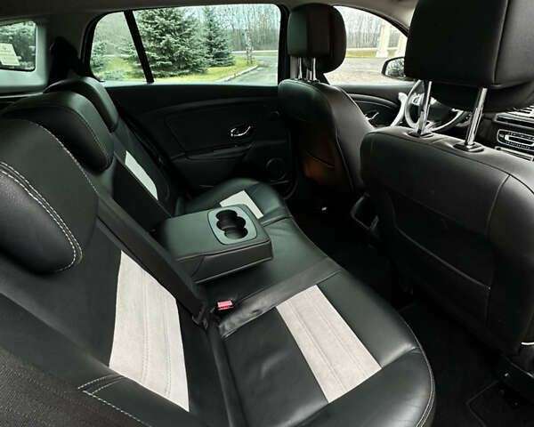 Серый Рено Меган, объемом двигателя 1.5 л и пробегом 229 тыс. км за 9200 $, фото 32 на Automoto.ua