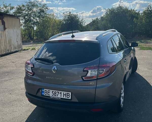 Сірий Рено Меган, об'ємом двигуна 1.46 л та пробігом 257 тис. км за 7500 $, фото 8 на Automoto.ua
