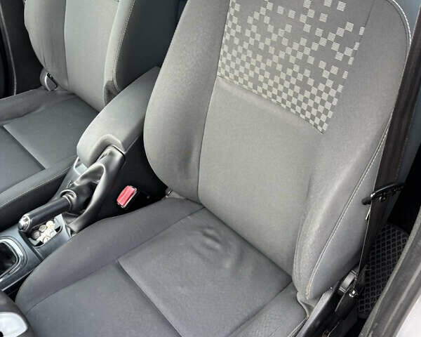 Серый Рено Меган, объемом двигателя 1.46 л и пробегом 298 тыс. км за 7500 $, фото 25 на Automoto.ua