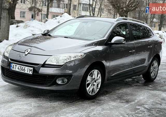 Сірий Рено Меган, об'ємом двигуна 1.5 л та пробігом 169 тис. км за 7800 $, фото 9 на Automoto.ua