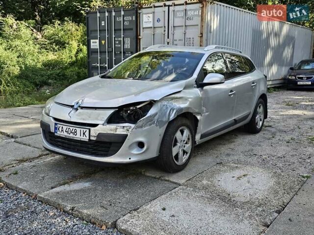 Сірий Рено Меган, об'ємом двигуна 1.46 л та пробігом 170 тис. км за 2900 $, фото 15 на Automoto.ua