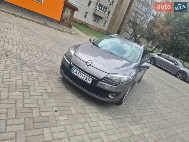 Сірий Рено Меган, об'ємом двигуна 1.46 л та пробігом 246 тис. км за 6800 $, фото 7 на Automoto.ua