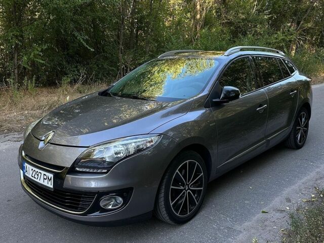 Сірий Рено Меган, об'ємом двигуна 1.46 л та пробігом 251 тис. км за 10500 $, фото 1 на Automoto.ua