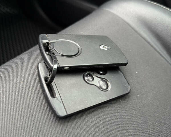 Сірий Рено Меган, об'ємом двигуна 1.5 л та пробігом 266 тис. км за 7800 $, фото 40 на Automoto.ua