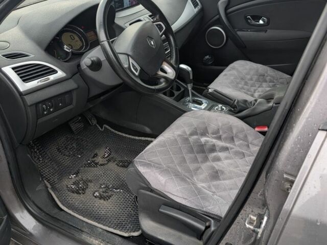 Сірий Рено Меган, об'ємом двигуна 0 л та пробігом 320 тис. км за 8500 $, фото 4 на Automoto.ua