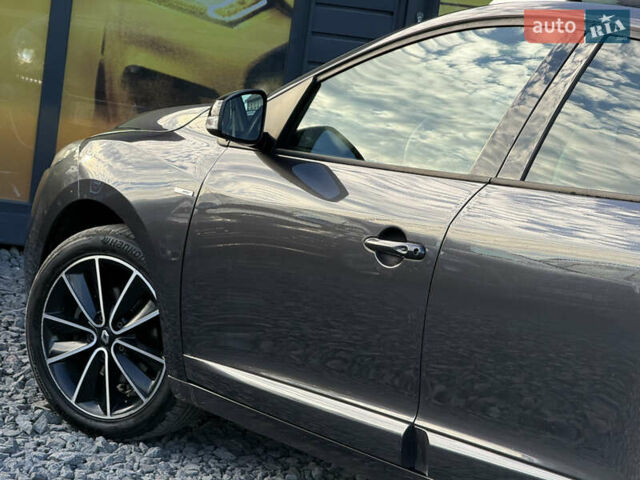 Сірий Рено Меган, об'ємом двигуна 1.5 л та пробігом 235 тис. км за 8900 $, фото 15 на Automoto.ua