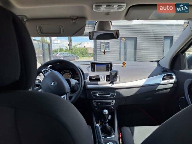 Сірий Рено Меган, об'ємом двигуна 1.5 л та пробігом 219 тис. км за 7700 $, фото 8 на Automoto.ua