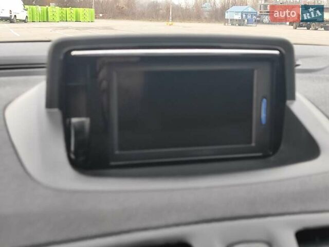 Сірий Рено Меган, об'ємом двигуна 1.46 л та пробігом 241 тис. км за 7800 $, фото 16 на Automoto.ua