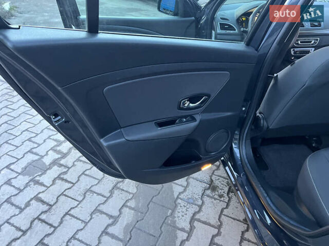 Серый Рено Меган, объемом двигателя 1.5 л и пробегом 230 тыс. км за 8200 $, фото 18 на Automoto.ua