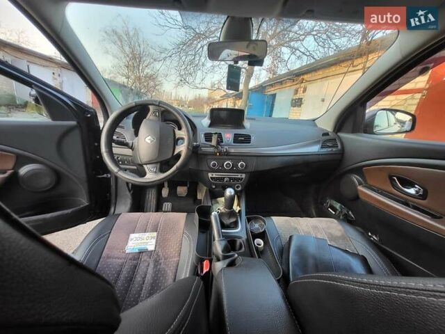 Серый Рено Меган, объемом двигателя 1.5 л и пробегом 175 тыс. км за 8000 $, фото 7 на Automoto.ua