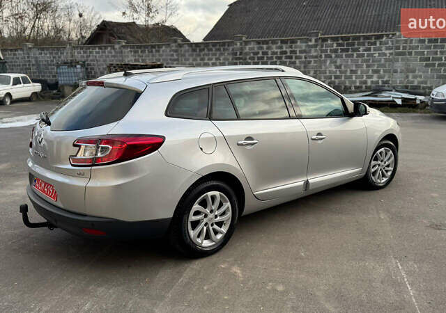 Серый Рено Меган, объемом двигателя 1.5 л и пробегом 215 тыс. км за 7600 $, фото 17 на Automoto.ua