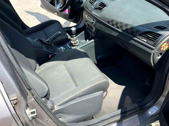 Сірий Рено Меган, об'ємом двигуна 1.5 л та пробігом 260 тис. км за 5000 $, фото 4 на Automoto.ua