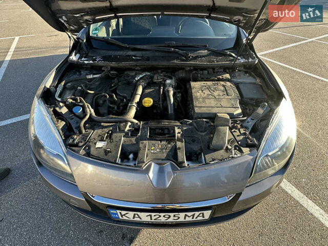 Сірий Рено Меган, об'ємом двигуна 1.46 л та пробігом 346 тис. км за 6900 $, фото 15 на Automoto.ua