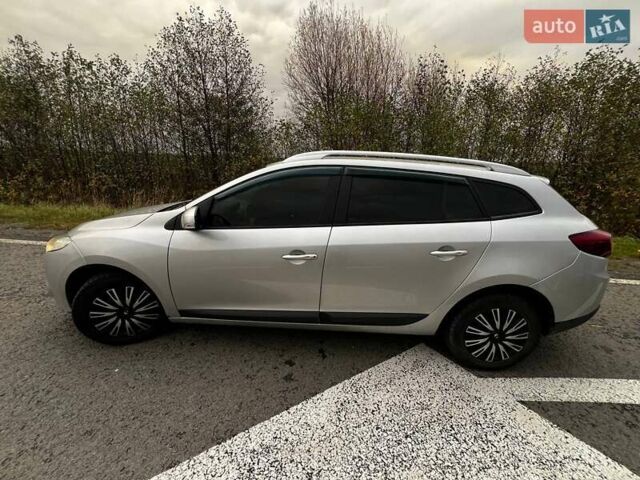 Серый Рено Меган, объемом двигателя 1.46 л и пробегом 277 тыс. км за 7300 $, фото 4 на Automoto.ua