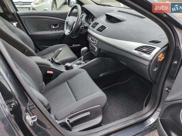 Сірий Рено Меган, об'ємом двигуна 1.5 л та пробігом 190 тис. км за 8900 $, фото 18 на Automoto.ua