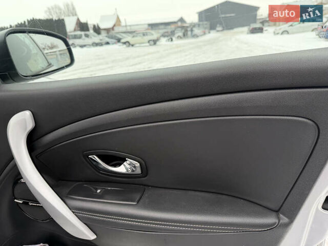 Сірий Рено Меган, об'ємом двигуна 1.5 л та пробігом 188 тис. км за 8700 $, фото 16 на Automoto.ua