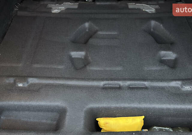 Серый Рено Меган, объемом двигателя 1.46 л и пробегом 183 тыс. км за 8450 $, фото 109 на Automoto.ua