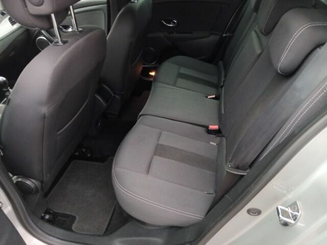 Сірий Рено Меган, об'ємом двигуна 1.5 л та пробігом 280 тис. км за 8250 $, фото 8 на Automoto.ua