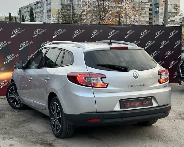 Сірий Рено Меган, об'ємом двигуна 1.46 л та пробігом 289 тис. км за 7800 $, фото 8 на Automoto.ua