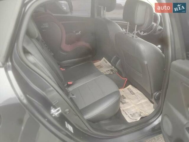 Сірий Рено Меган, об'ємом двигуна 1.46 л та пробігом 214 тис. км за 8800 $, фото 19 на Automoto.ua