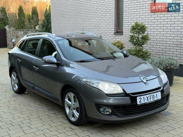 Серый Рено Меган, объемом двигателя 1.5 л и пробегом 270 тыс. км за 7950 $, фото 6 на Automoto.ua