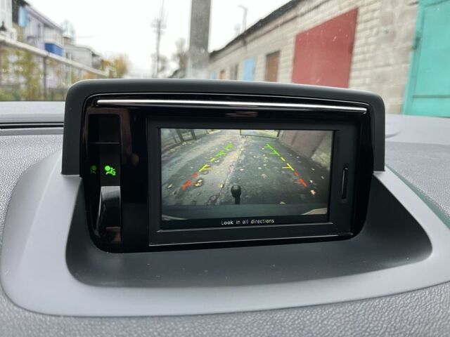 Серый Рено Меган, объемом двигателя 1.5 л и пробегом 275 тыс. км за 8999 $, фото 18 на Automoto.ua