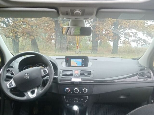 Серый Рено Меган, объемом двигателя 1.5 л и пробегом 234 тыс. км за 7600 $, фото 5 на Automoto.ua