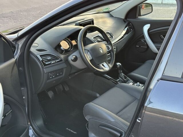 Серый Рено Меган, объемом двигателя 1.5 л и пробегом 260 тыс. км за 8000 $, фото 7 на Automoto.ua