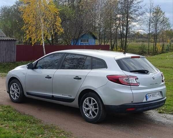 Серый Рено Меган, объемом двигателя 1.46 л и пробегом 270 тыс. км за 6600 $, фото 7 на Automoto.ua