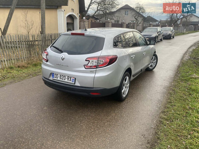 Серый Рено Меган, объемом двигателя 0 л и пробегом 247 тыс. км за 6700 $, фото 5 на Automoto.ua